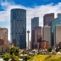 CALGARY BUILDERS LURE INVESTOR BUYERS