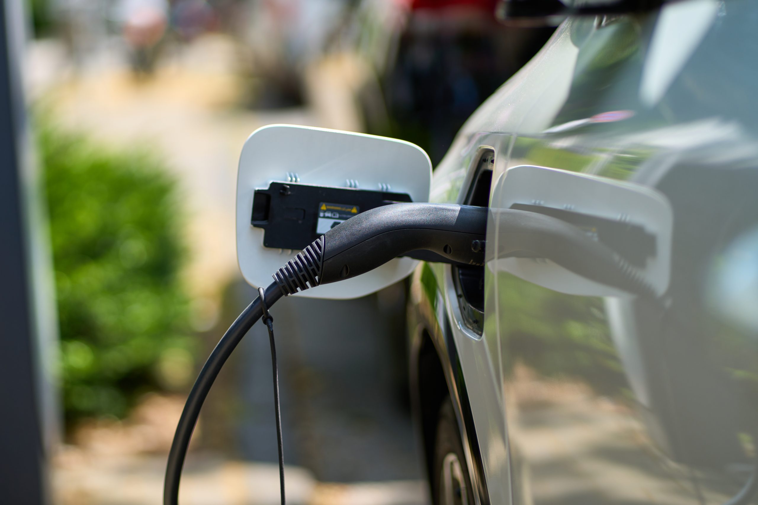 IS IT A TENANT’S RIGHT TO CHARGE AN EV AT THEIR RENTAL?